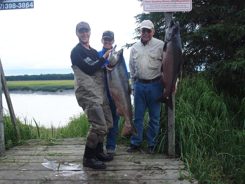 Salmon Catcher Lodge Kenai Exterior foto